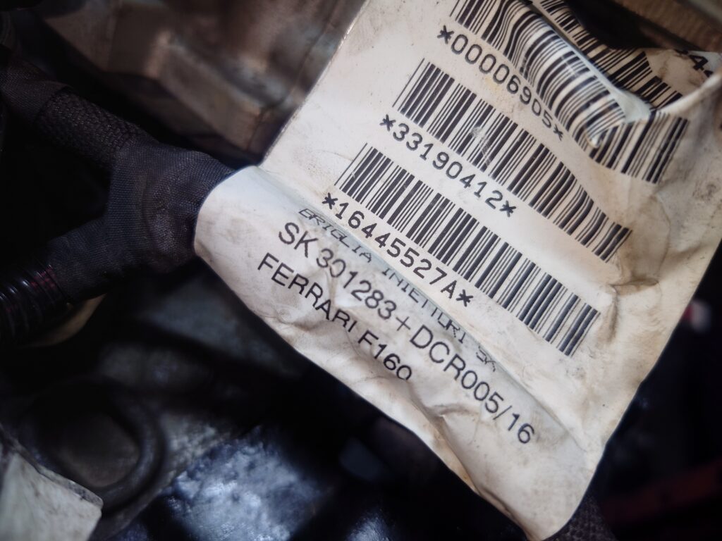 Etykieta z napisem Ferrari F160